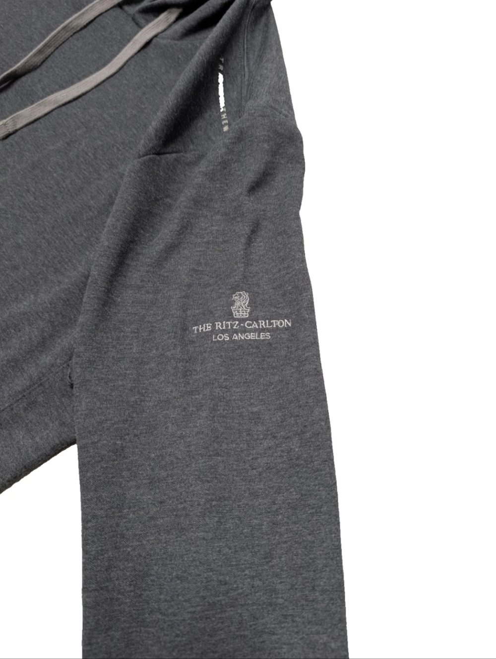 TravisMathew ร Ritz-Carlton Los Angeles Pullover Hoodie โ Men's XL - Picture 4 of 10